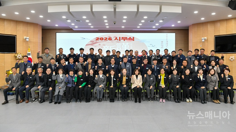 b41a2-6957376692545-ef953508575be535b57545edeedf700c5520d0a8.jpg